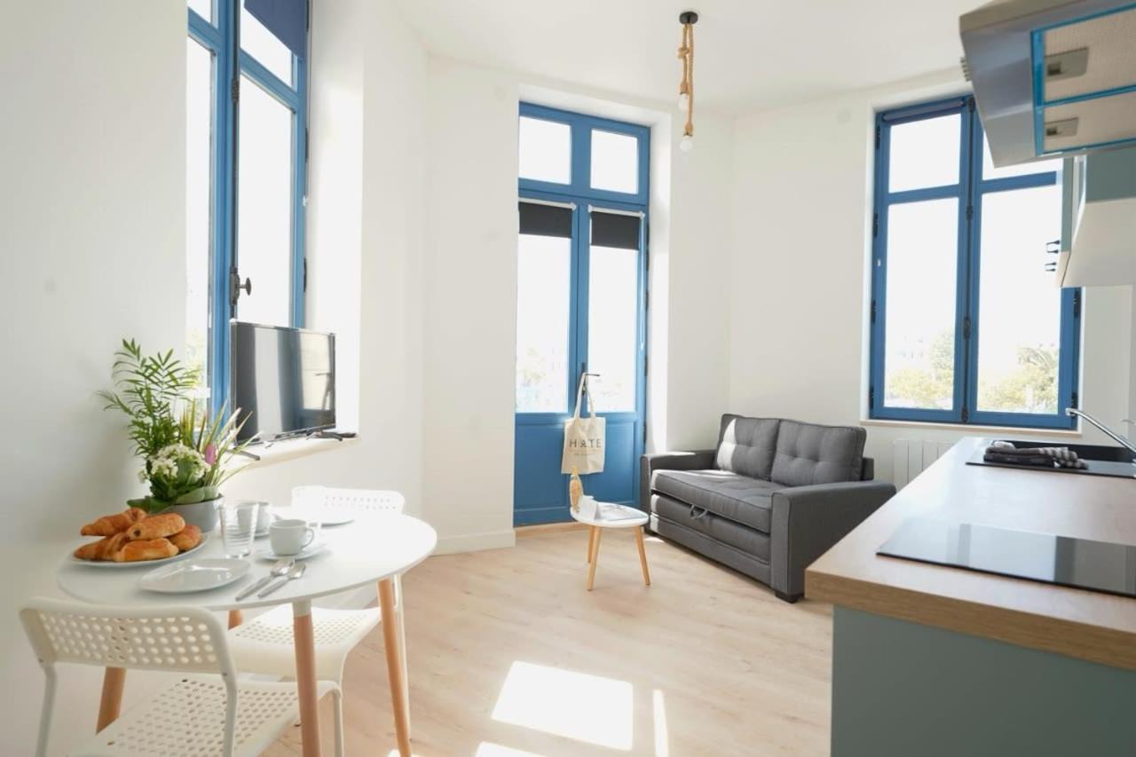Centre Les Sables - Jet D'Eau - T2 Sauveterre Apartment Bagian luar foto